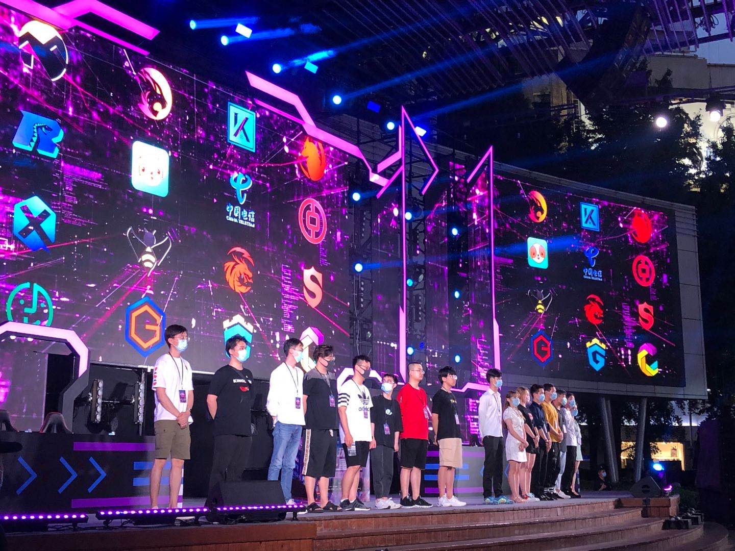 背后逻辑 背后逻辑